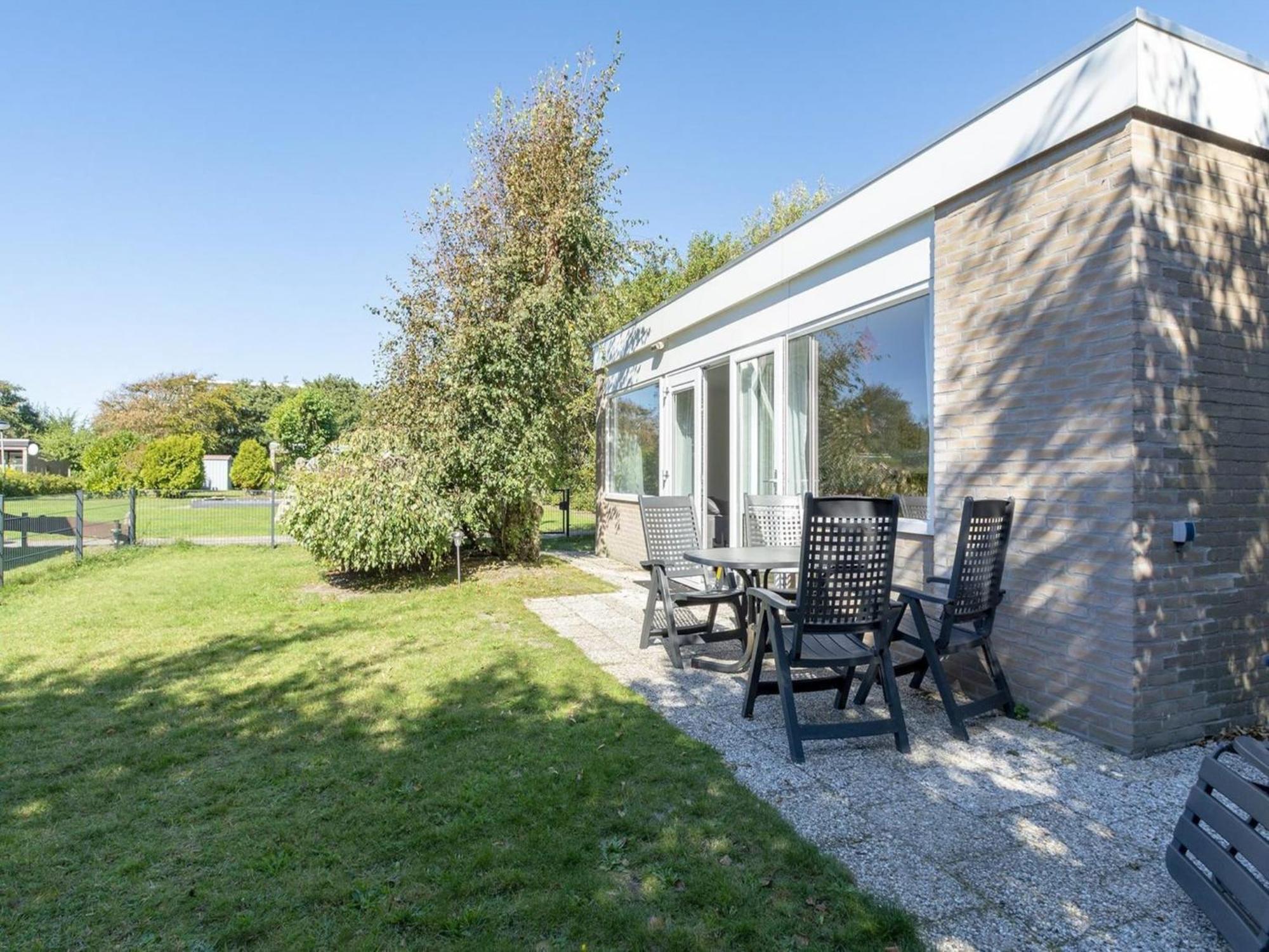 Alluring Seaside Holiday Home Callantsoog Exterior photo